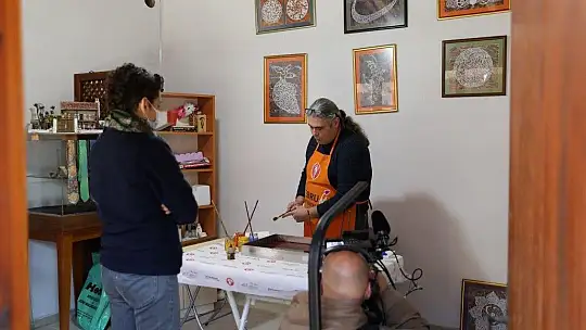 Tarihi Zahire Pazarı ve Türk Ebru Sanatı 'France 5 TV' kanalında 