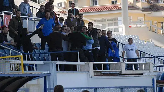 Seyircisiz Maçta Arbede Yaşandı