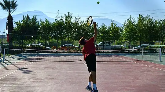 Tenis Turnuvası Fethiye'de yapılıyor