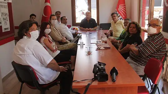 Demir, 'Engelliler siyasetin içerisinde yer almalıdır'