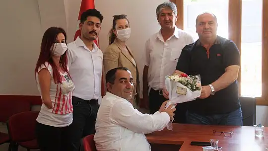 Demir, 'Engelliler siyasetin içerisinde yer almalıdır'