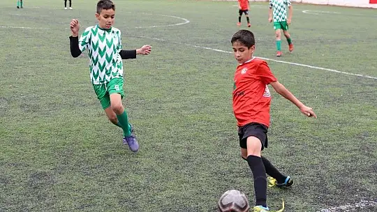 U-12 Futbol Şenliğinin Şampiyonu Muğlaspor oldu