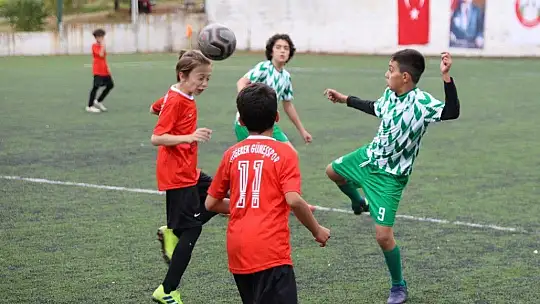 U-12 Futbol Şenliğinin Şampiyonu Muğlaspor oldu