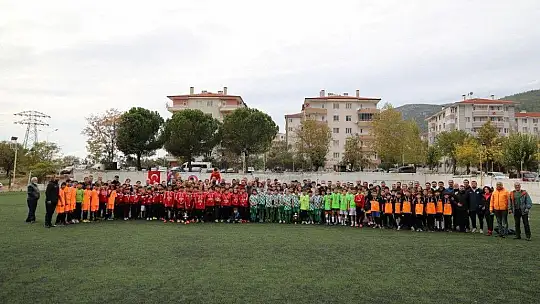 U-12 Futbol Şenliğinin Şampiyonu Muğlaspor oldu