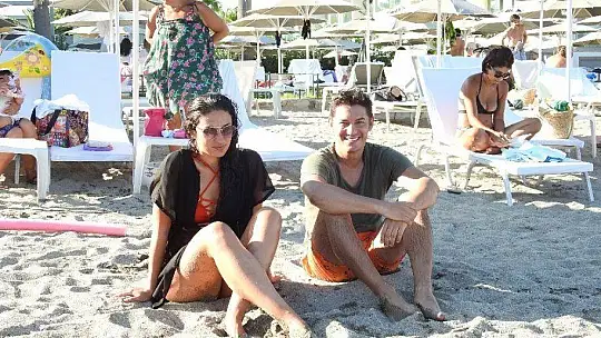 Ünlü oyuncu bayram tatilini Bodrum'da geçiriyor