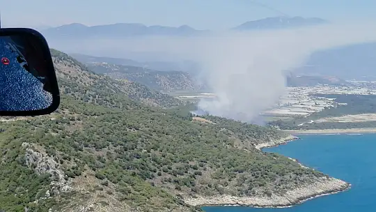 Seydikemer'deki Yangına Havadan ve Karadan Müdahale