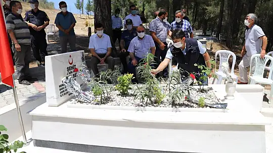 SEYDİKEMER'DE ŞEHİDE SAYGI ZİYARETİ