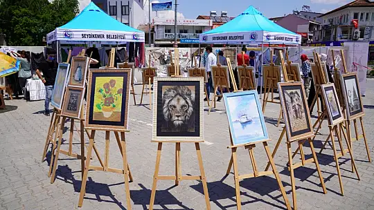 Seydikemer'de 'Hayat Boyu Öğrenme' Sergisi Açıldı