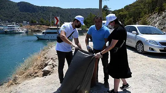 Yarımada'da bayram sonrası temizliği