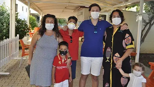 Yaşları küçük gönülleri büyük çocuklar