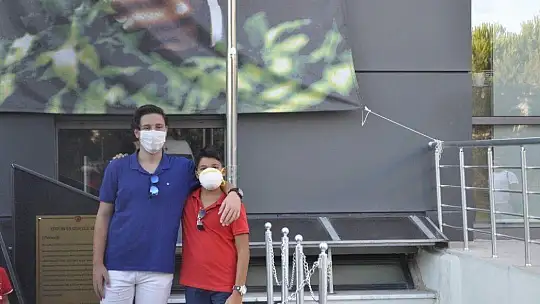 Yaşları küçük gönülleri büyük çocuklar