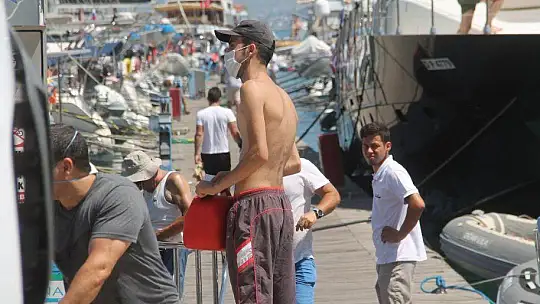 FETHİYE'DE İSKELE DOLDU