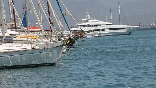 FETHİYE'DE İSKELE DOLDU