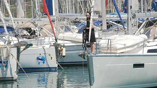 İlk Tatilciler Ateş Ölçülerek Karşılandı