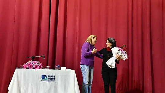 YEREL SİYASETİN KADIN İÇİN ANLAMI PANELİ YAPILDI