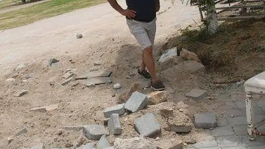 ÖLÜDENİZ YOLLARI İLGİ BEKLİYOR