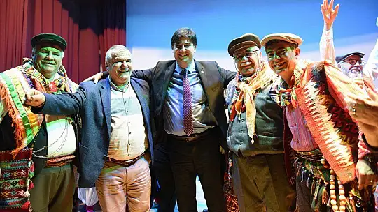 Yaren Gecesi Renkli Görüntülere Sahne Oldu