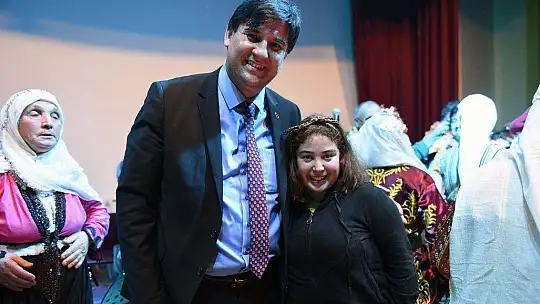 Yaren Gecesi Renkli Görüntülere Sahne Oldu