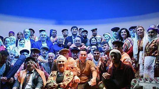 Yaren Gecesi Renkli Görüntülere Sahne Oldu