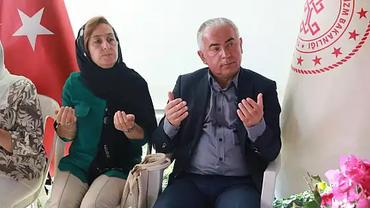 Anma Gecesine Binlerce Kişi Katıldı