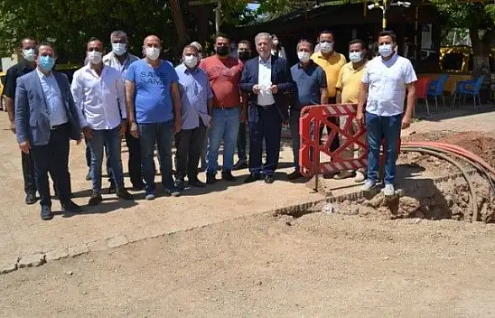 AK Parti MKYK Üyesi Hıdır, Ölüdeniz esnaflarını ziyaret etti