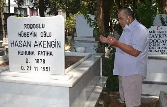 Arefe Günü mezar ziyaretleri unutulmadı