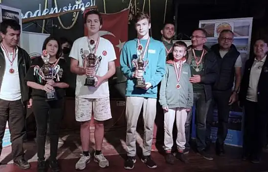 ATA'YI ANMA SATRANÇ TURNUVASI TAMAMLANDI