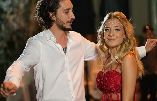 Begüm ile Mert çiftinin kına merasimi düzenlendi