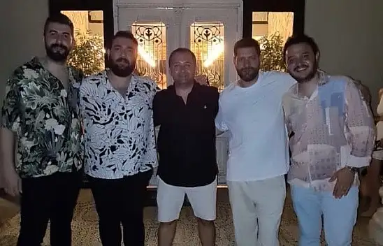 Bu yaz, Barbunn'da yıldızlar geçidi vardı