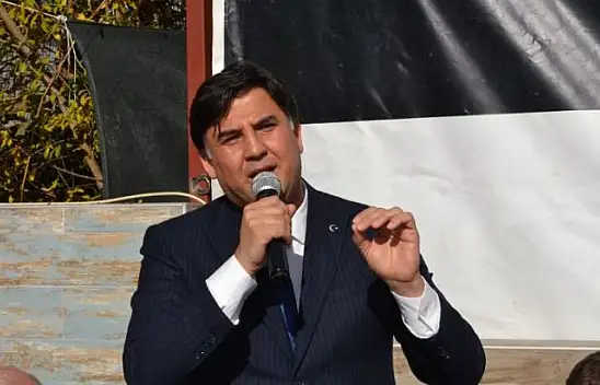 CHP rozet takma törenine yoğun katılım