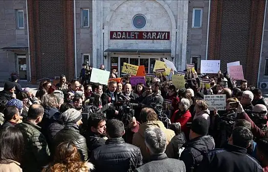 CHP'li Erbay Isparta'da öldürülen Muğlalı Güleda'nın davasını takip etti