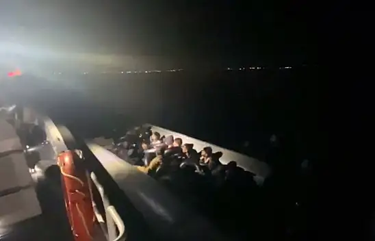 Düzensiz göçmenler mobil radara yakalandı