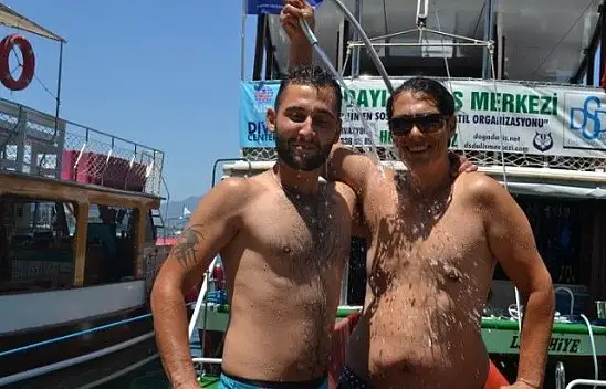 Fethiye'de Bunaltıcı Sıcaklık, Termometreler 40 Dereceyi Gösterdi