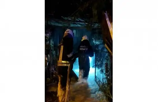 FETHİYE'DE EV YANGINI