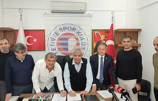 FETHİYESPOR'DA İMZALAR ATILDI