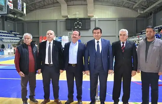 Genç judocular yarıştı