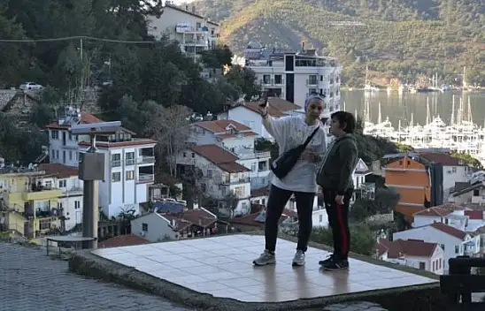 Gençlerin buluşma noktası Âşıklar Tepesi