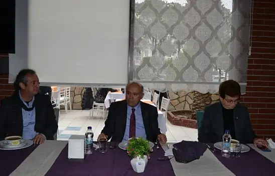 Kaymakam Vekili basın ile bir arada