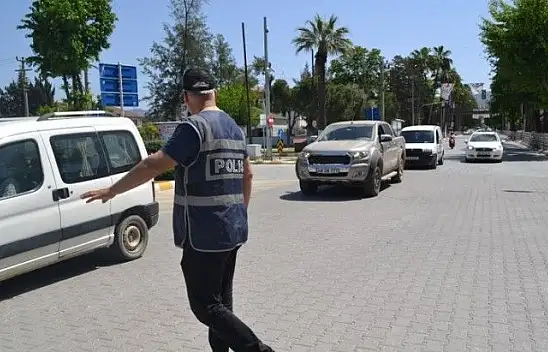 Kısıtlamanın ilk günü hareketli