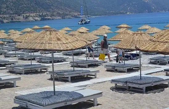 Ölüdeniz Kumburnu Plajı, beş yıldızlı plajları aratmıyor