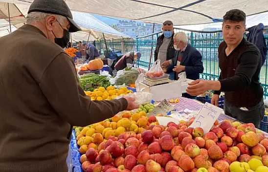 Salı Pazarı'nda fiyatlar düştü