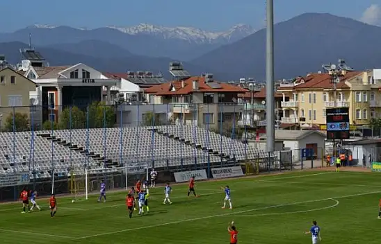 Şampiyonluk zora girdi