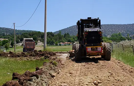 Seydikemer Belediyesi Selden Bozulan Yolları Hızla Onarıyor