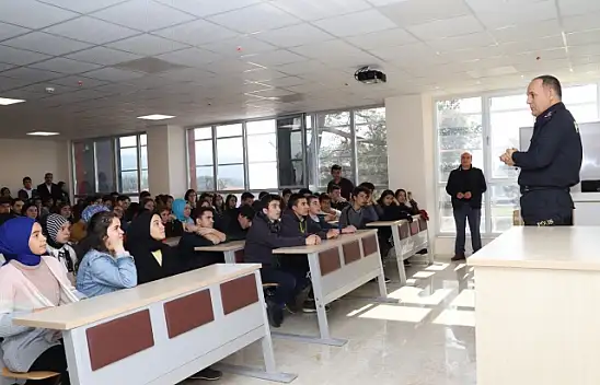 Seydikemer İlçe Emniyet Müdürü Polislik Mesleğini Anlattı