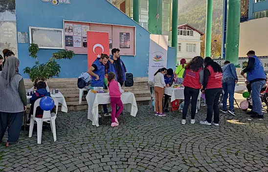 'SOSYAL MEDYADAN SOSYAL MEYDANA' PROJESİNE İLGİ BÜYÜK