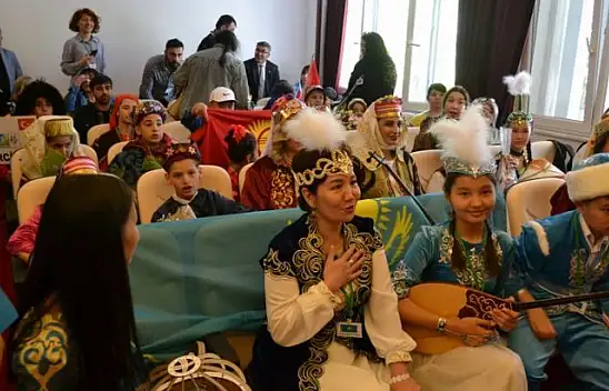 TÜRK CUMHURİYETİ ÇOCUKLARINDAN KAYMAKAMA ZİYARET