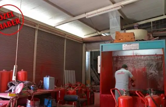 Yangına müdahalenin önemini FRT TV mikrofonlarına anlattı