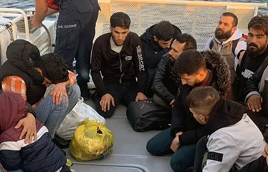 Yunanistan geri itti, Türk Sahil Güvenlik kurtardı