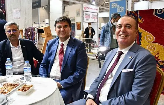 2. Craft İstanbul El Sanatları Fuarı'na Üzümlü Dastarı defilesi damga vurdu