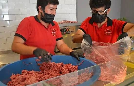 Ada Kasap'ta bayram yoğunluğu